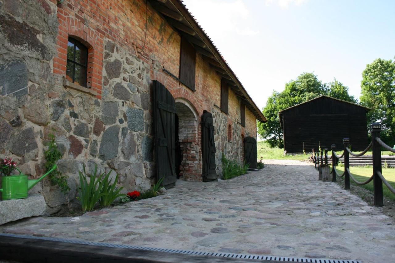 Folwark Mazurskie Legendy - Azyl Dla Doroslych Kruklanki Esterno foto